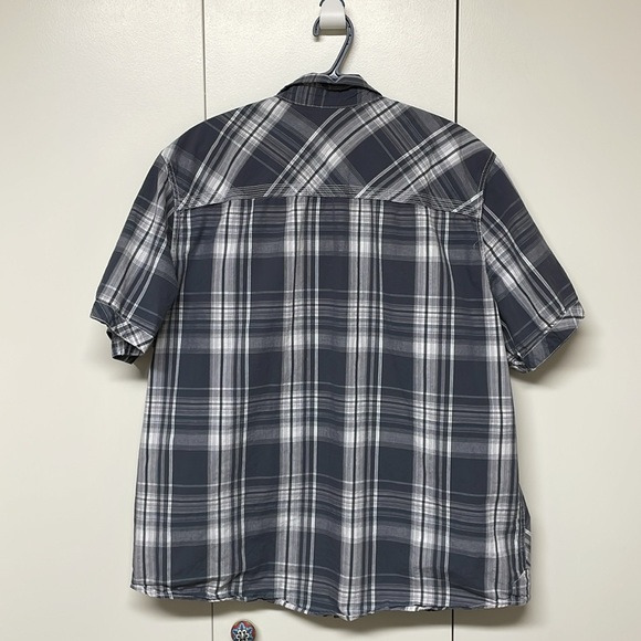 Distillery Cotton Button down - Picture 2 of 6
